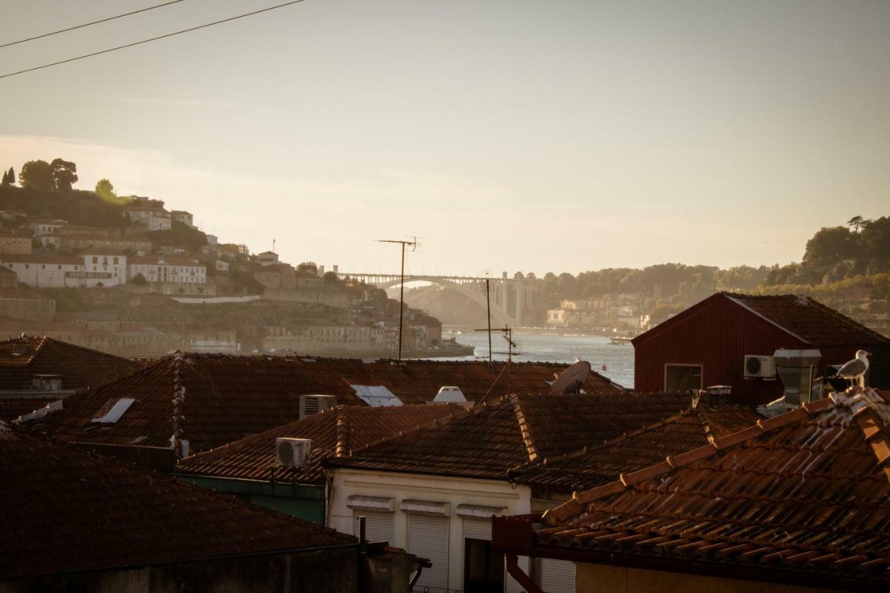 Porto Views & Wines By Porto City Hosts Вила-Нова-ди-Гая Экстерьер фото
